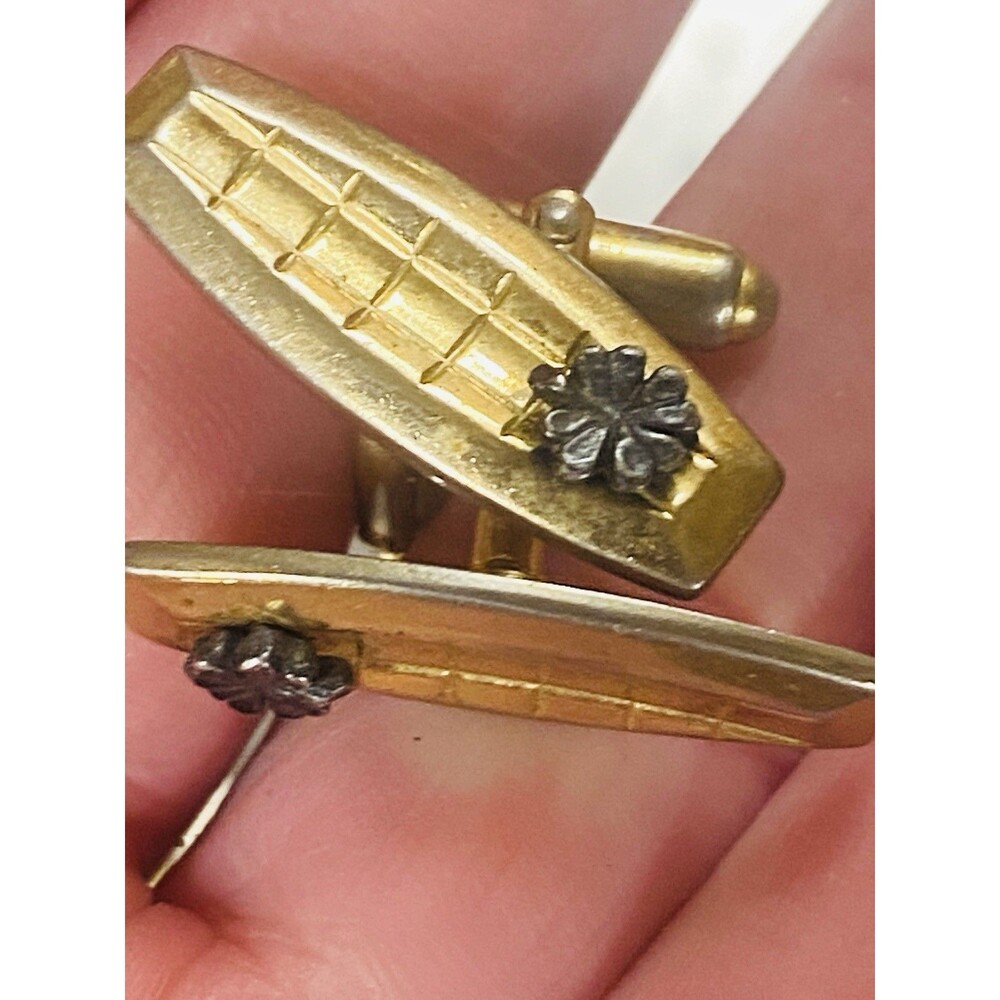 Vintage Four Leaf Clover Cufflinks Gold Tone Grid Good Luck Irish Bullet Back
